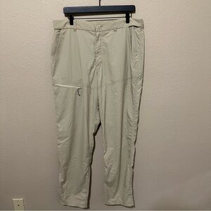 Patagonia Men’s Sandy Cay Khaki Hiking Pants
